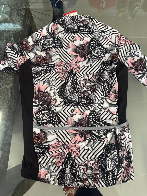 Maglia farfalle
