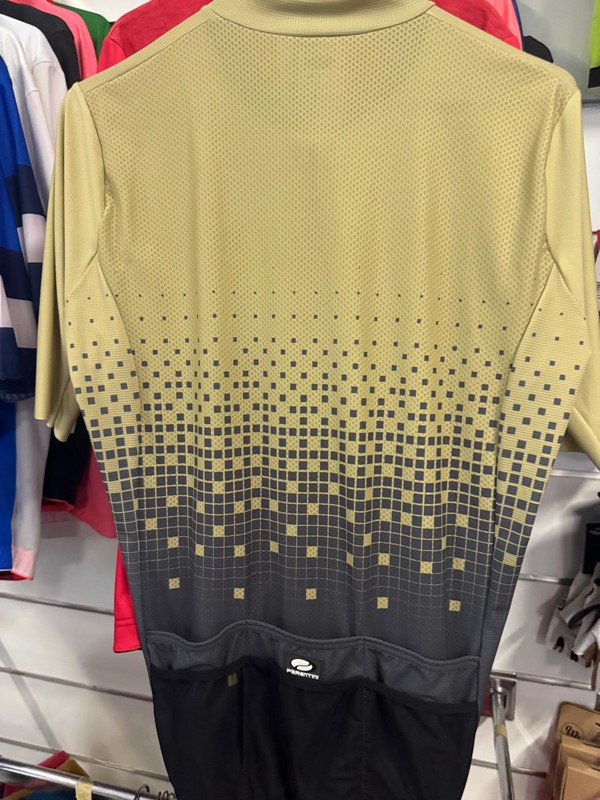 Maglia m/c pixel inga volata